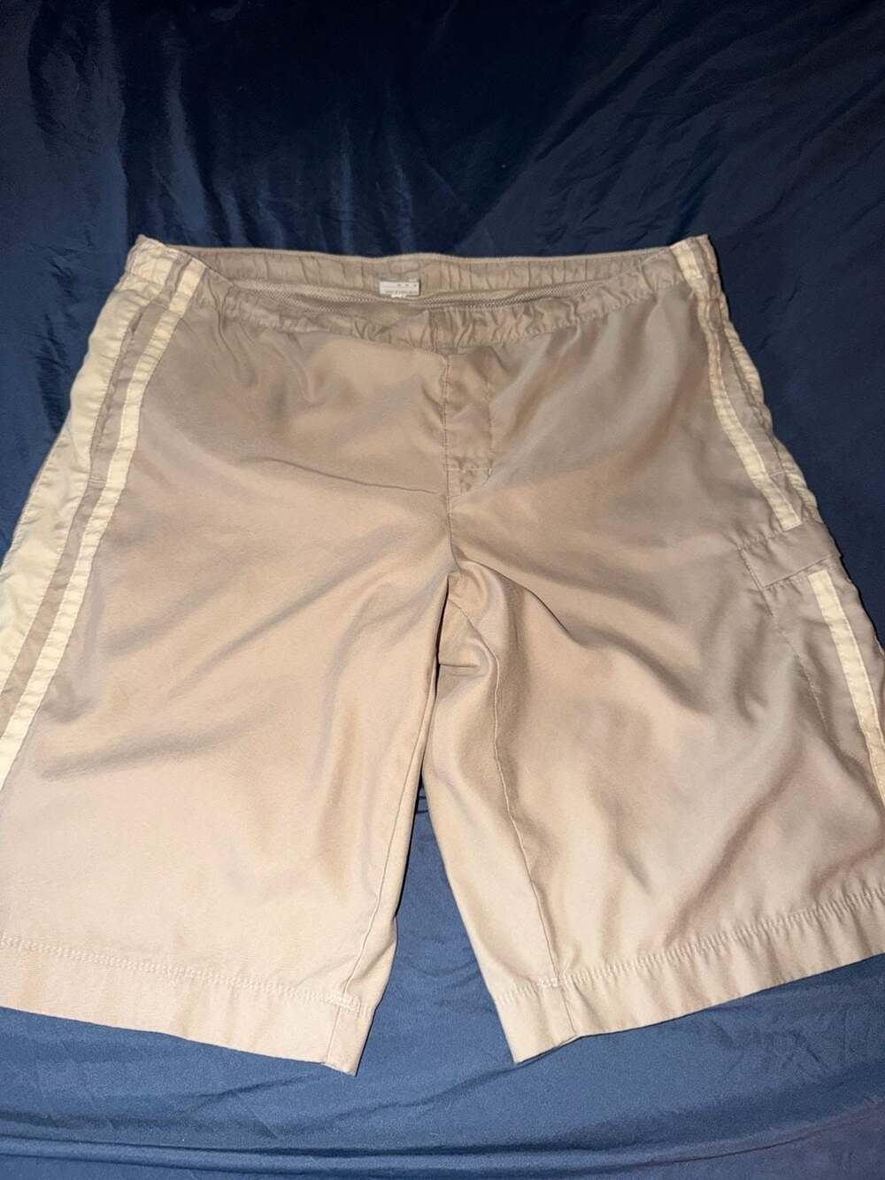 Vintage Nike Silver Tag Khaki Cargo Shorts with Side Stripes Size M